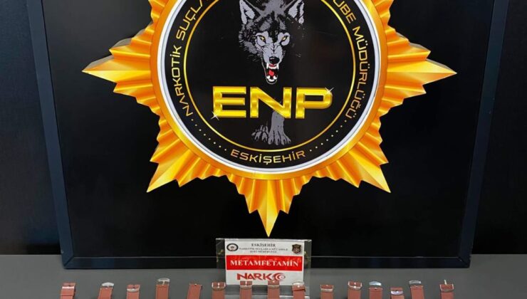 Eskişehir’de kol saatlerinin içine gizlenmiş 146 gram metamfetamin ele geçirildi; 2 tutuklama