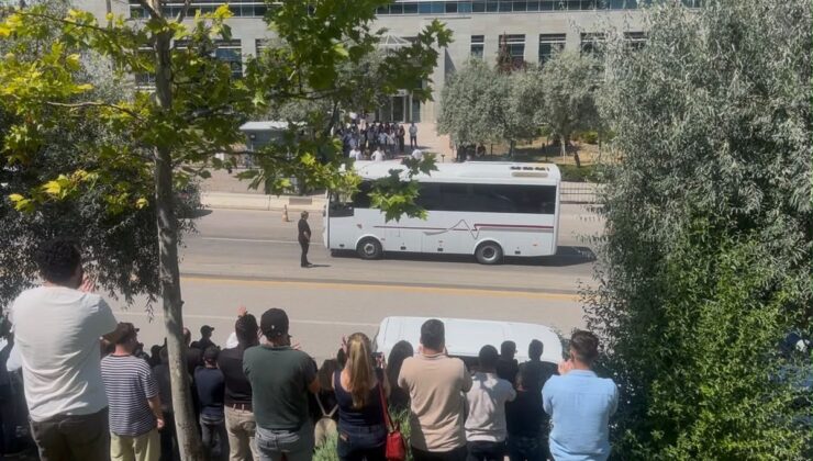 Etimesgut Belediye Başkanı Beşikçioğlu adliyede