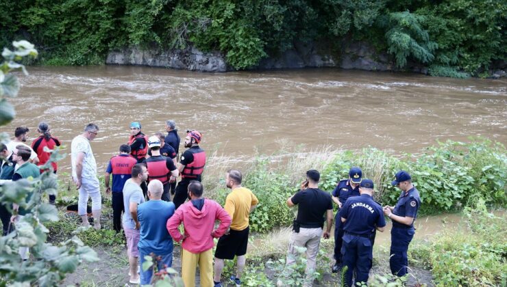 Görele’de dere akıntısına kapılan 3 kişilik aileden anne Zekiye Kırca’nın cesedi bulundu