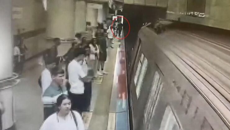Görme engelli genç metro raylarına düştü: Dehşet anları kamerada