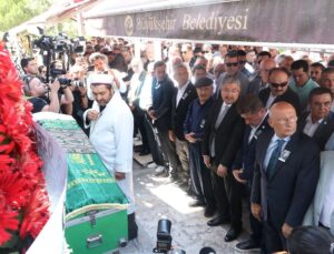 Güzin Büyükerşen Son Yolculuğuna Uğurlandı