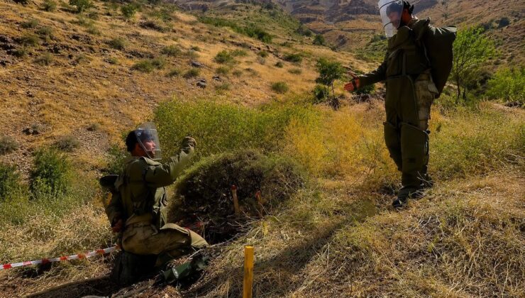 Hakkari’de Mayın Temizleme Çalışmaları Devam Ediyor