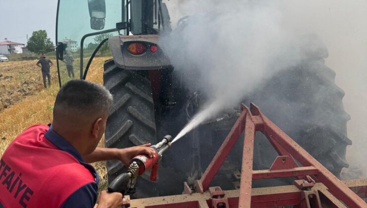 Iğdır’da tarlasını sürerken traktörü yandı