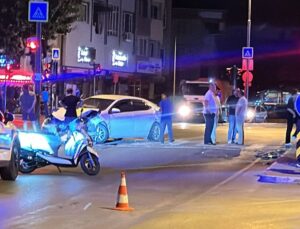 İnegöl’de İki Otomobil Çarpıştı: 9 Yaralı