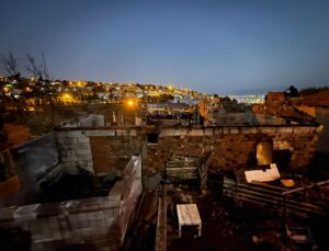 İzmir’de yangın faciası: 4 yaşındaki çocuk ve anneannesi hayatını kaybetti