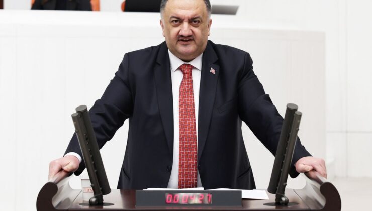 Karal’dan AK Parti’nin 25. yılına eleştiri: ‘Bunca umut, fedakarlık, bedel ne içindi?’