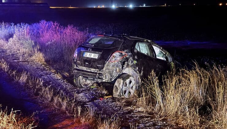 Kayseri’de otomobil devrildi: 1 çocuk öldü, 3 yaralı