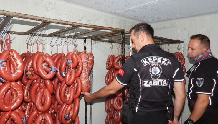 Kepez’de Bayat Gıda Denetimi: 152 Kilo Et ve Turşuya El Konuldu
