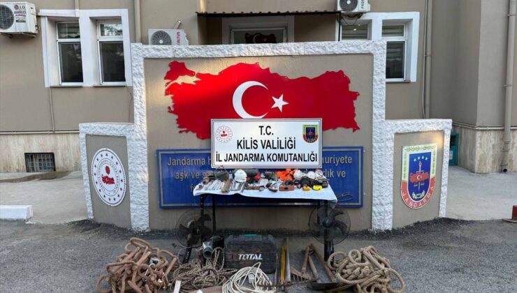Kilis’te Kaçak Kazı Operasyonu: 4 Şüpheli Suçüstü Yakalandı
