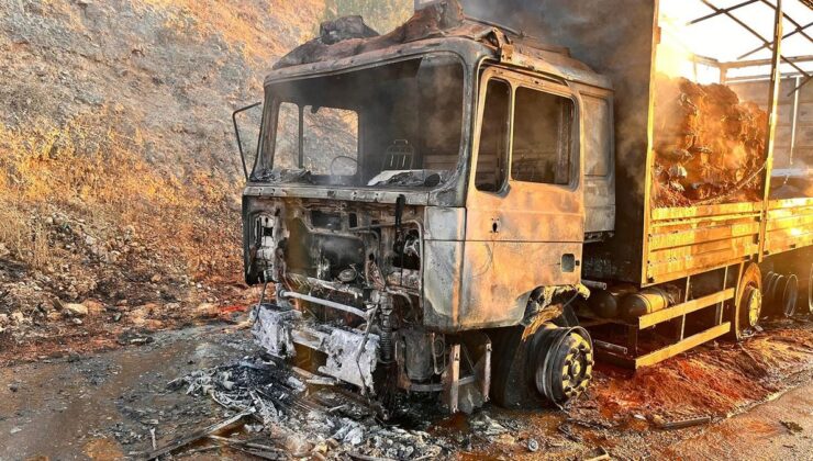 Kula’da TIR Yangını: Araç Kullanılamaz Hale Geldi