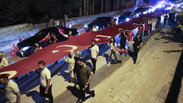 Malazgirt Zaferi’nin 955. Yılında Coşkulu Fener Alayı