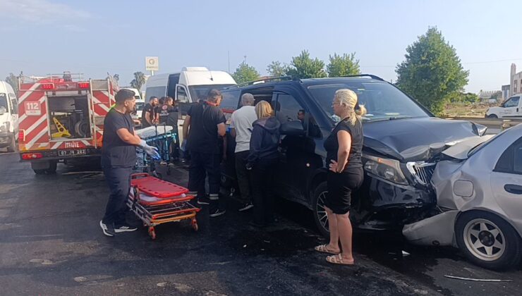 Manavgat’ta Zincirleme Kazada 17 Kişi Yaralandı