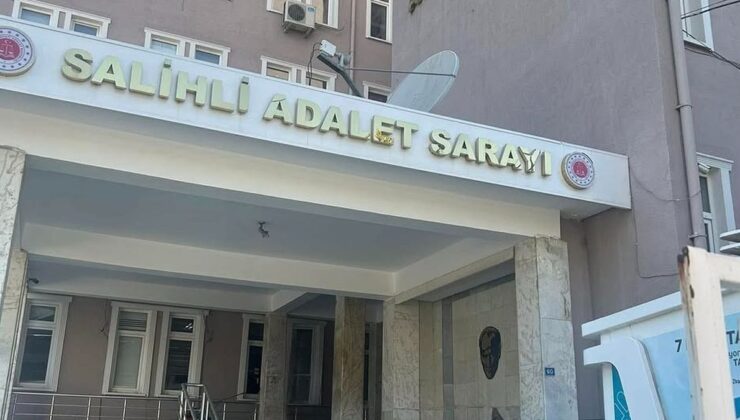 Manisa’da araç üzerinde “hayasızca hareketlerde” bulunan kadın ve sürücü gözaltına alındı