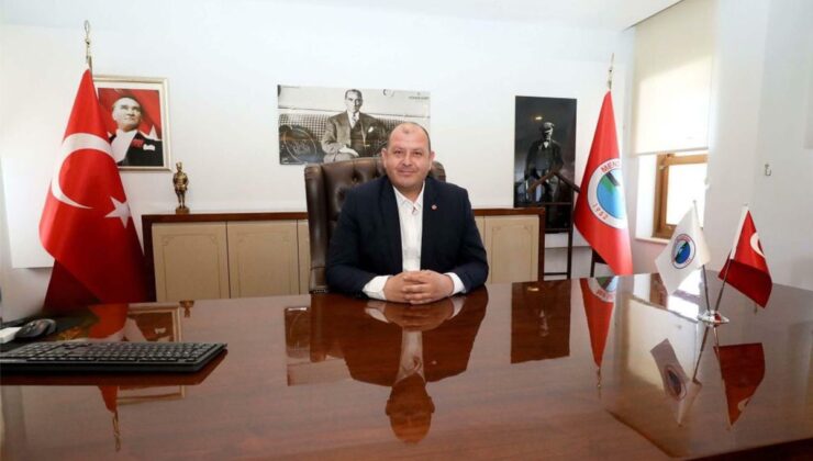 Menderes Belediye Başkanı Çiçek, CHP’den istifa etti