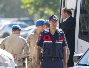 Menderes Belediye Başkanı Çiçek ve 15 şüpheli adliyeye sevk edildi