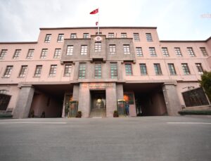 MSB, askeri sağlık öğrencilerine sağlanan imkanları açıkladı