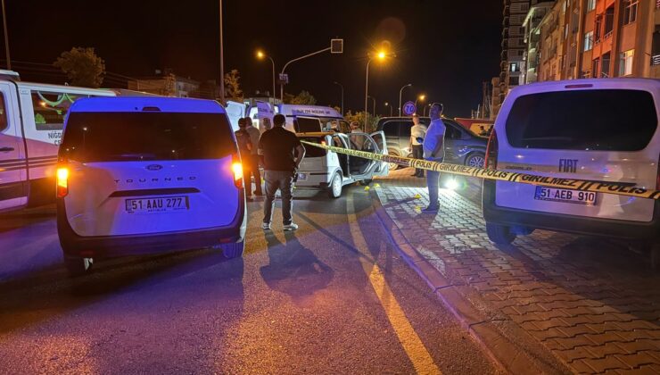Niğde’de Park Halindeki Otomobilde Silah Sesleri: Bir Kadın Hayatını Kaybetti