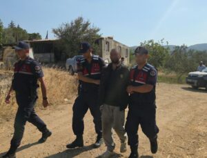 Orhangazi’de Çalıntı Araçla 10 Kilometrelik Kovalama: Zeytinlikte Yakalandı