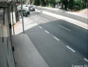 Pendik’te Korkunç Kaza: Dede ve Torunu Konteyner Altında Kaldı