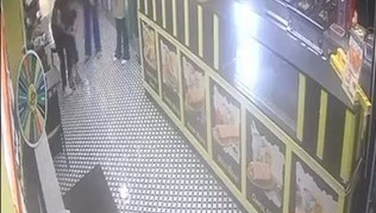 Restoran Sahibinden Heimlich Manevrasıyla Hayat Kurtaran Müdahale