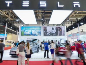 Tesla, Çin’deki Araçlarına ByteDance’ın Doubao Yapay Zeka Modelini Entegre Etti