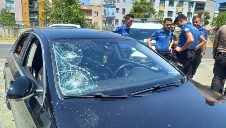 Trafikte yol verme kavgası kanlı bitti: 5 bıçak darbesiyle ağır yaralandı