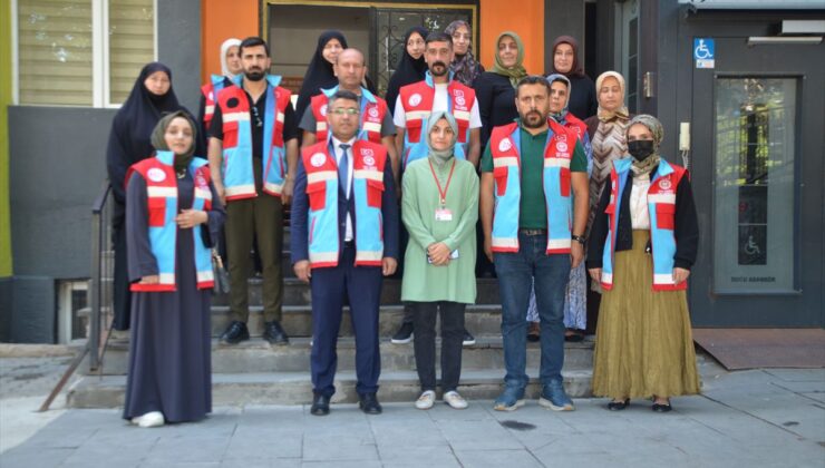 Vefa ekibi yaşlı, hasta ve engelli vatandaşları yalnız bırakmıyor