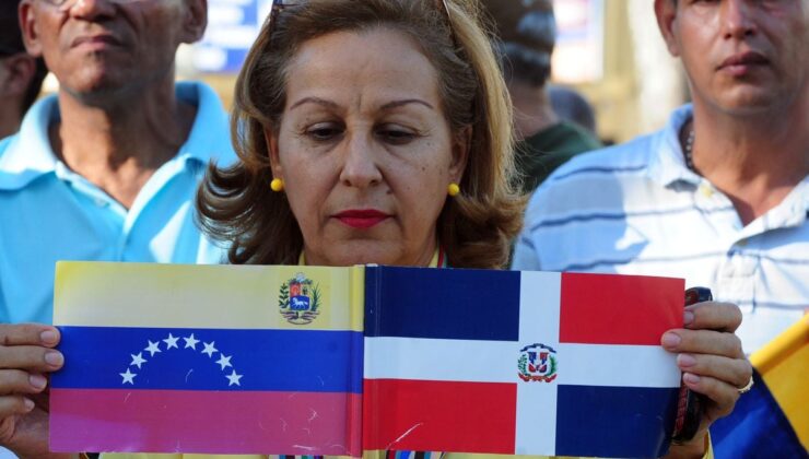 Venezuela ve Dominik Cumhuriyeti İkili İlişkileri Normalleştirme Konusunda Anlaştı