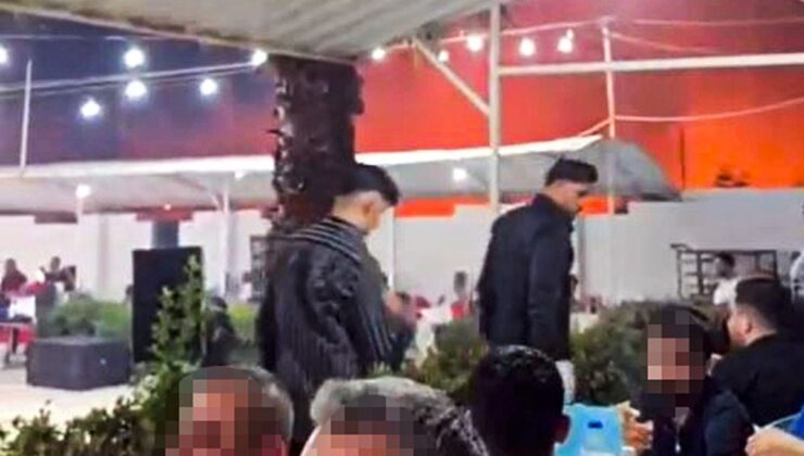 Yangını fark etmeden düğüne devam ettiler; o anlar kamerada