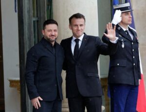 Zelenskiy-Macron Görüşmesi: Fransa Ukrayna’ya Füze ve Ekipman Sevkiyatını Hızlandıracak