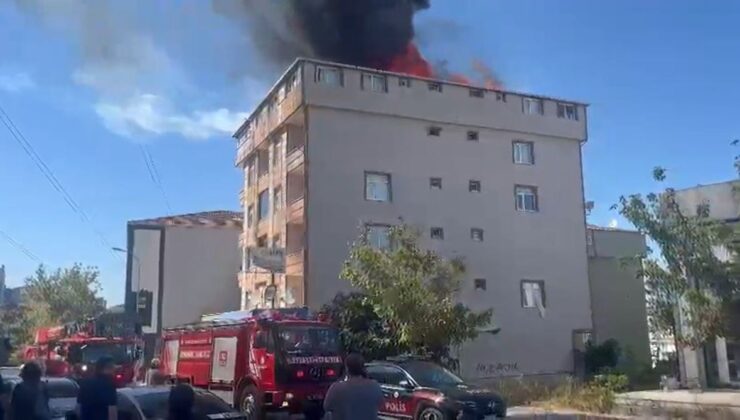 Ataşehir’de Çatı Yangını: İzolasyon Çalışması Sırasında Çıkan Yangın Hasar Bıraktı