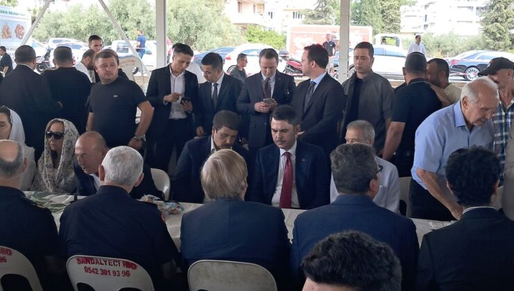 Bakan Kurum, Antalya’da Hayatını Kaybeden Milletvekili Çelik’in Ağabeyi İçin Taziye ve Mevlide Katıldı