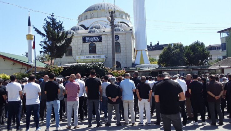 Darıca Halk Eğitim Müdürü Sağdıç Son Yolculuğuna Uğurlandı