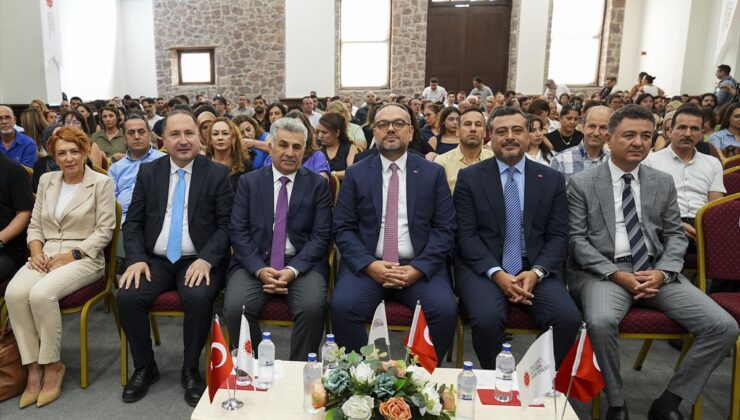 İzmir’de kamu iletişim eğitimleri başladı