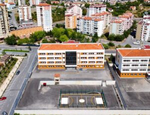 Kayseri’de Okullara Çevre Düzenlemesi