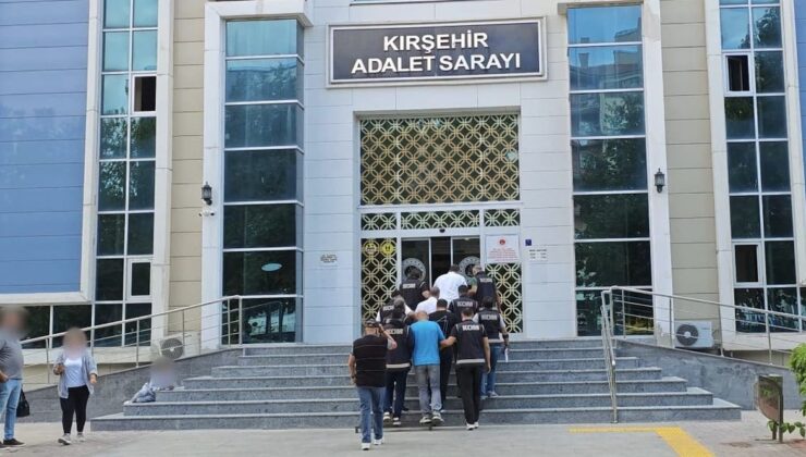 Kırşehir’de nitelikli yağma operasyonu: 4 tutuklama