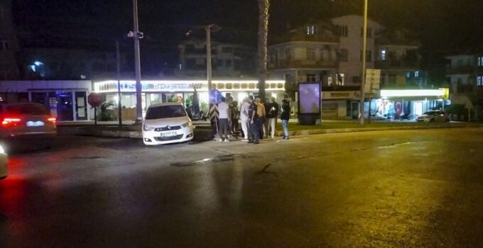 Manavgat’ta Otobüs-Otomobil Çarpıştı: 5 Yaralı