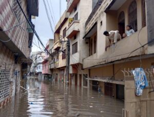 Rawalpindi’de Şiddetli Yağışlar Su Baskınlarına Yol Açtı