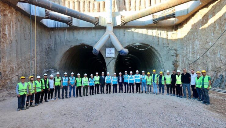 Siirt-Kurtalan Demiryolu Projesi Yüzde 30 Seviyesine Ulaştı