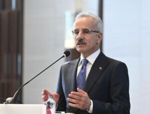 Silivri açıklarında gemi battı: 10 Türk mürettebattan haber alınamıyor