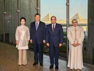 Xi Jinping ve Sisi, Büyük Mısır Müzesi’ni Birlikte Ziyaret Etti